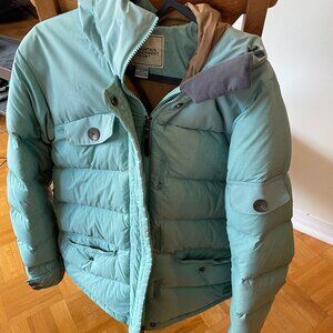 Athletic down jacket